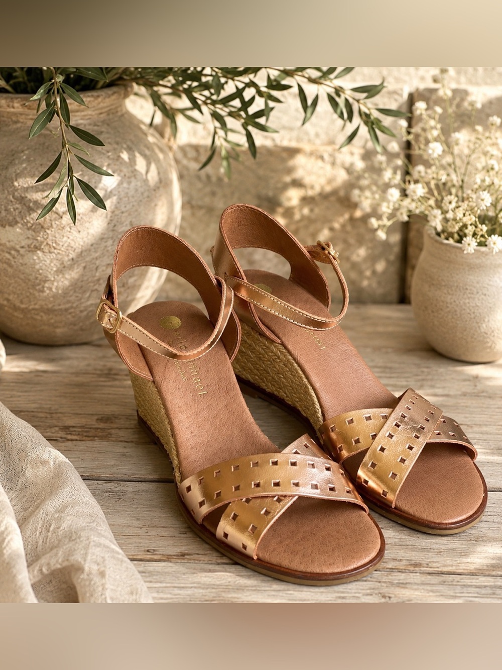 Eric Michael Rose Gold Espadrille Wedges Leather Sandals Size 10.5